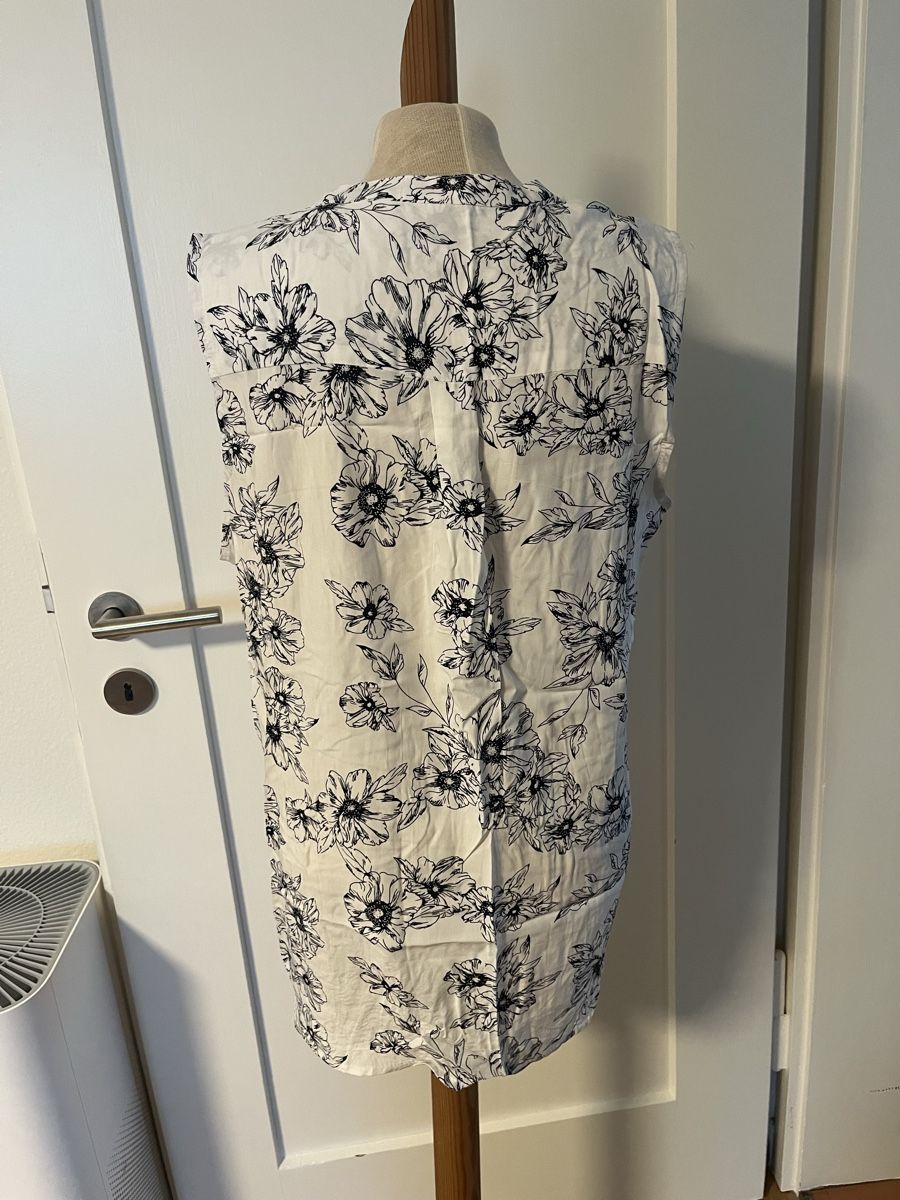 Camicette: Sommerliche Bluse mit Blumenmuster, Gr. M von Amisu – Usato da Zürich venduto da Brobin 2