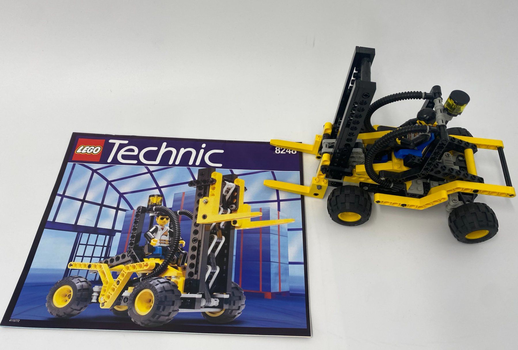 Lego Kit di costruzioni: LEGO Technic 8248 Gabelstapler mit Anleitung – Usato da Dübendorf venduto da Limmatwerk 2