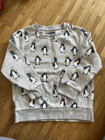 Sweat-Pullover mit Pinguinen, Grösse 110, Top Zustand