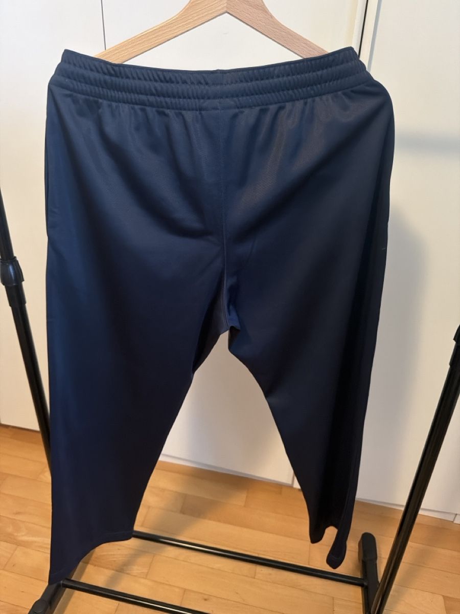 Champion Pantalons: Champion pantaloni  – D'occasion à Sementina par bru_vpp5 3