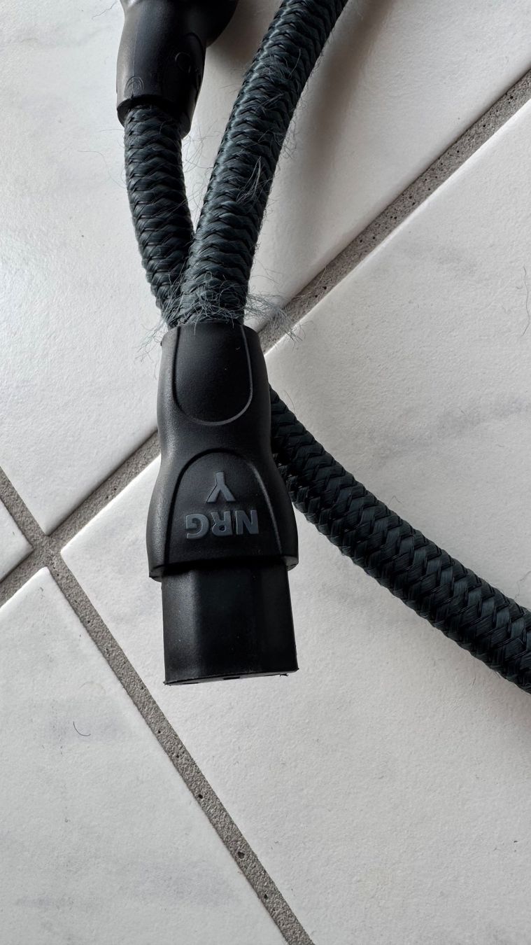 AudioQuest Kabel: AudioQuest NRG-Y3 EU-C13 Stromkabel 1m – Gebraucht aus Ennetbaden von vik_l8jt 1