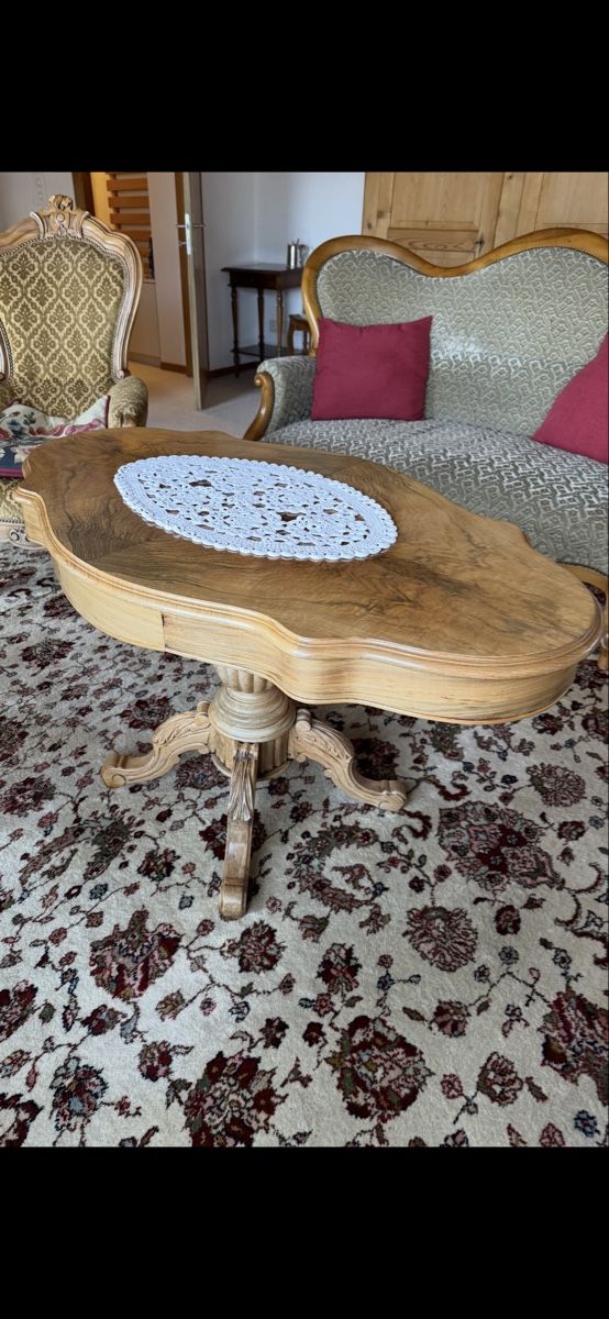 Tavoli: Salontisch oval mit 2 Schubladen Nussbaum Louis Philippe – Usato da siebnen venduto da minte 7
