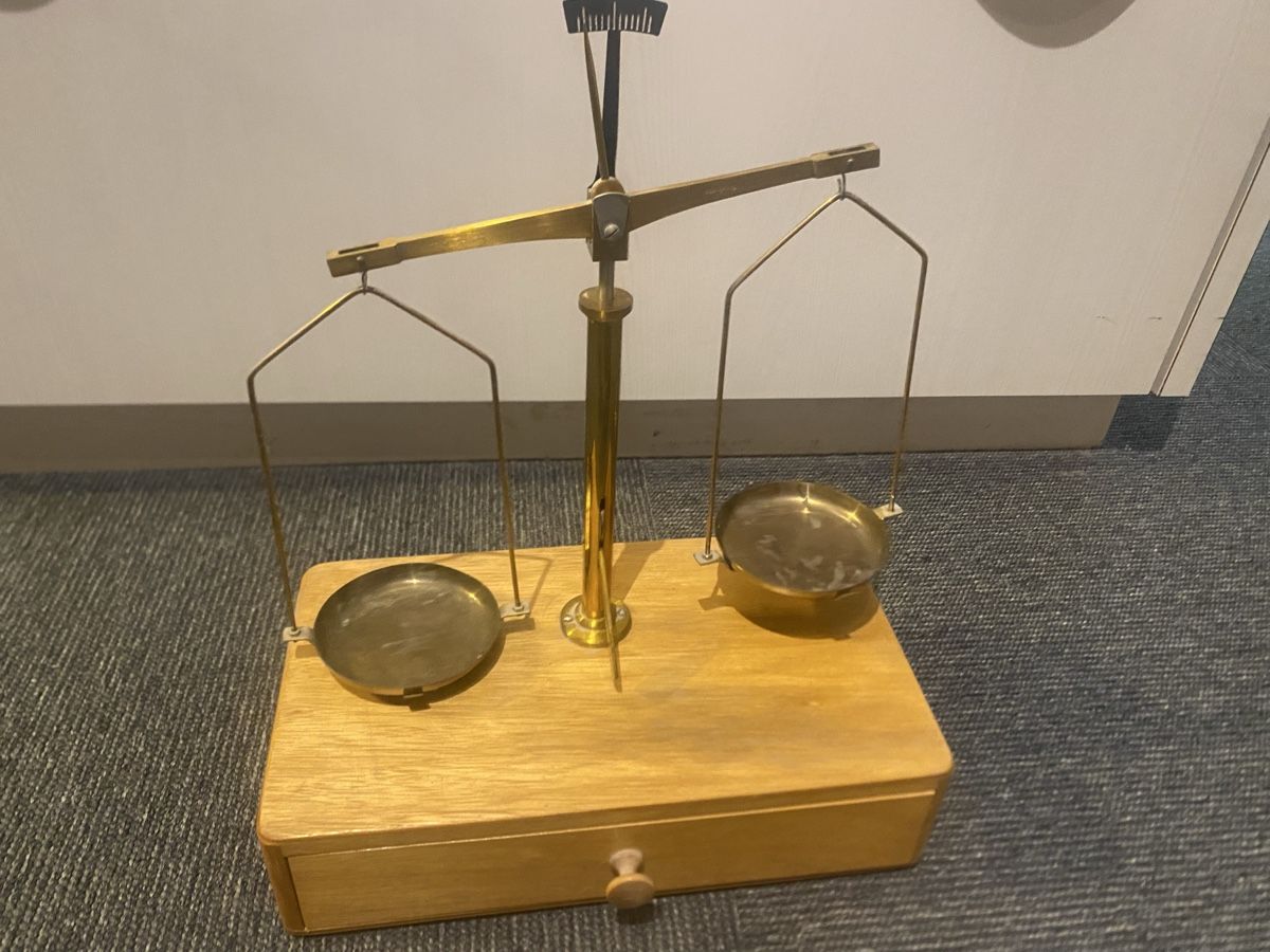 Bilance e pesi: Balance de précision vintage trébuchet – Usato da Ardon venduto da Jm8 3