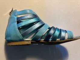 Türkise Mädchen Sandalen