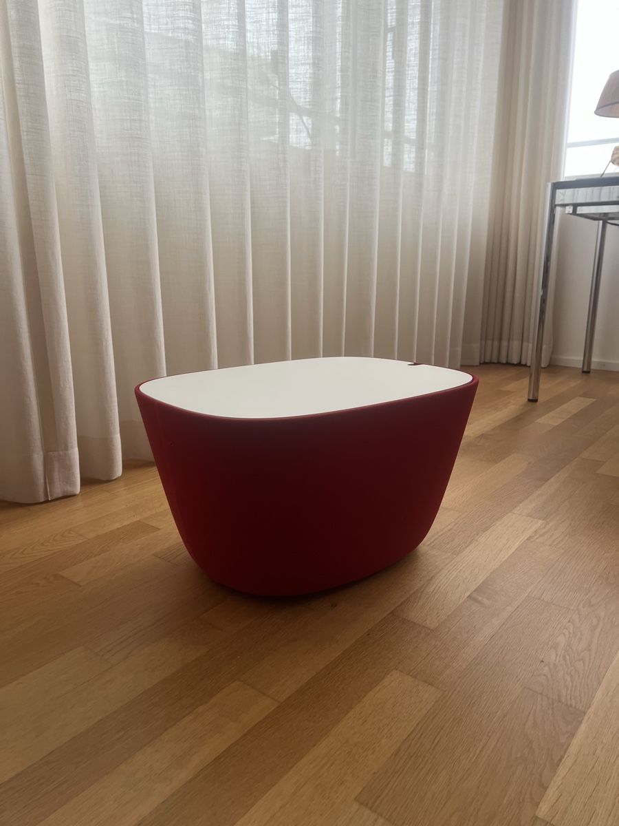 Vitra Tavoli: Vitra Designer Tisch/Box – Usato da Lenzburg venduto da Sil.sal