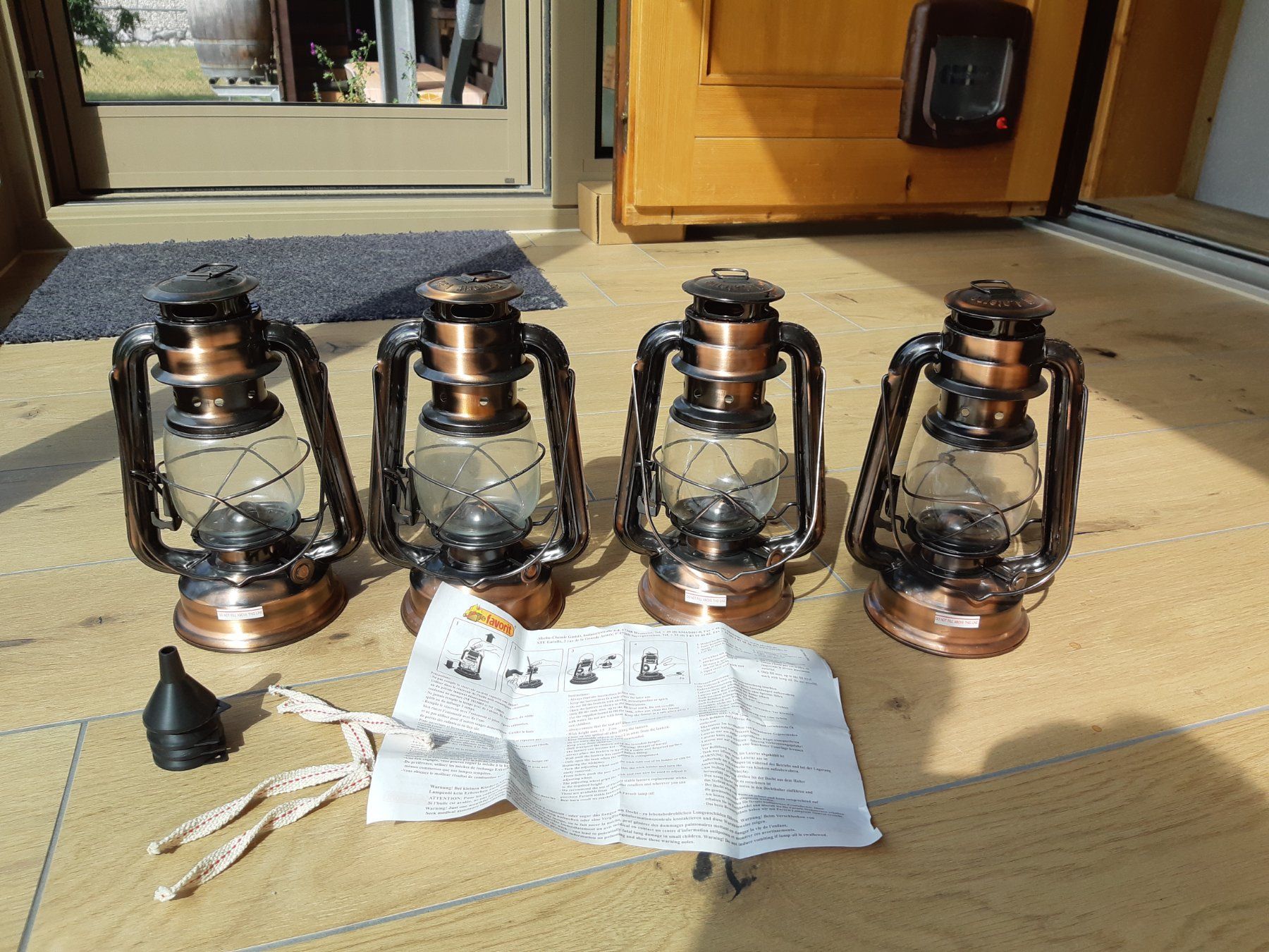 Lampen & Licht: 4 Stell - Petrollaterne – Neu (gemäss Beschreibung) aus Thierachern von Shila99