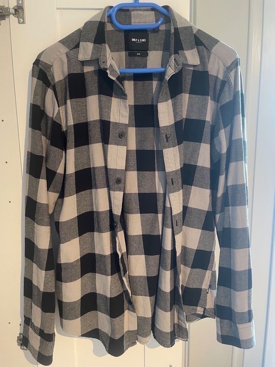 Only Camicie: Chemise Only&Sons – Usato da Nidau venduto da fra27