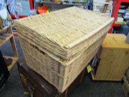 Wäschekorb, wiedene Wäschetruhe , geflochtene Truhe