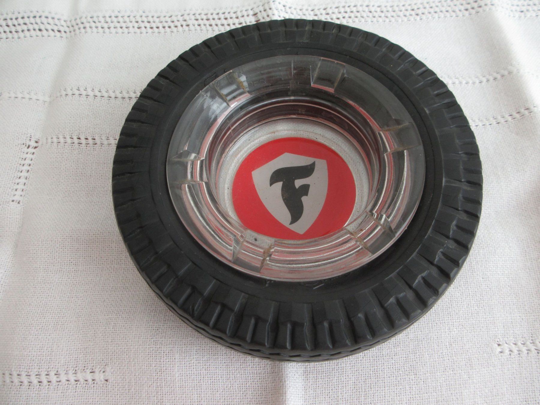 Firestone Portacenere: Pneu Aschenbecher Firestone – Usato da Binningen venduto da mondoantico