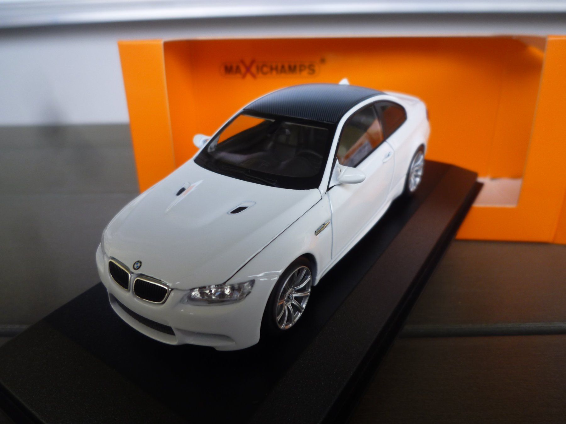 BMW Modellini d'auto: BMW M3 (2008) – Nuovo e nell'imballaggio originale da Flawil venduto da Imperiosud 2
