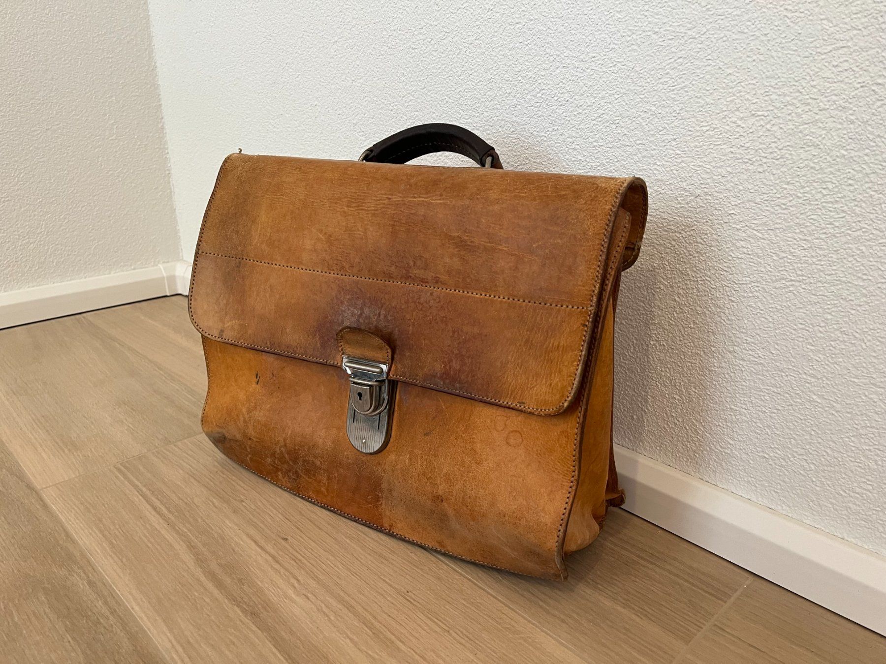 Valigie & Borse: Ledertasche Aktentasche Echtleder – Usato da Frauenfeld venduto da Hv 3