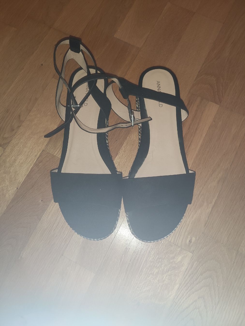 Anna Field Scarpe da donna: sandale compensée  – Usato da Fribourg venduto da cbu_q7ck