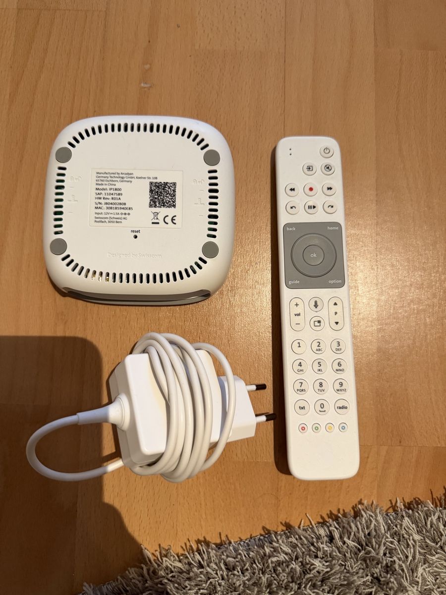 Ricevitori: Swisscom TV – Usato da Feusisberg venduto da vanBrunneren 1