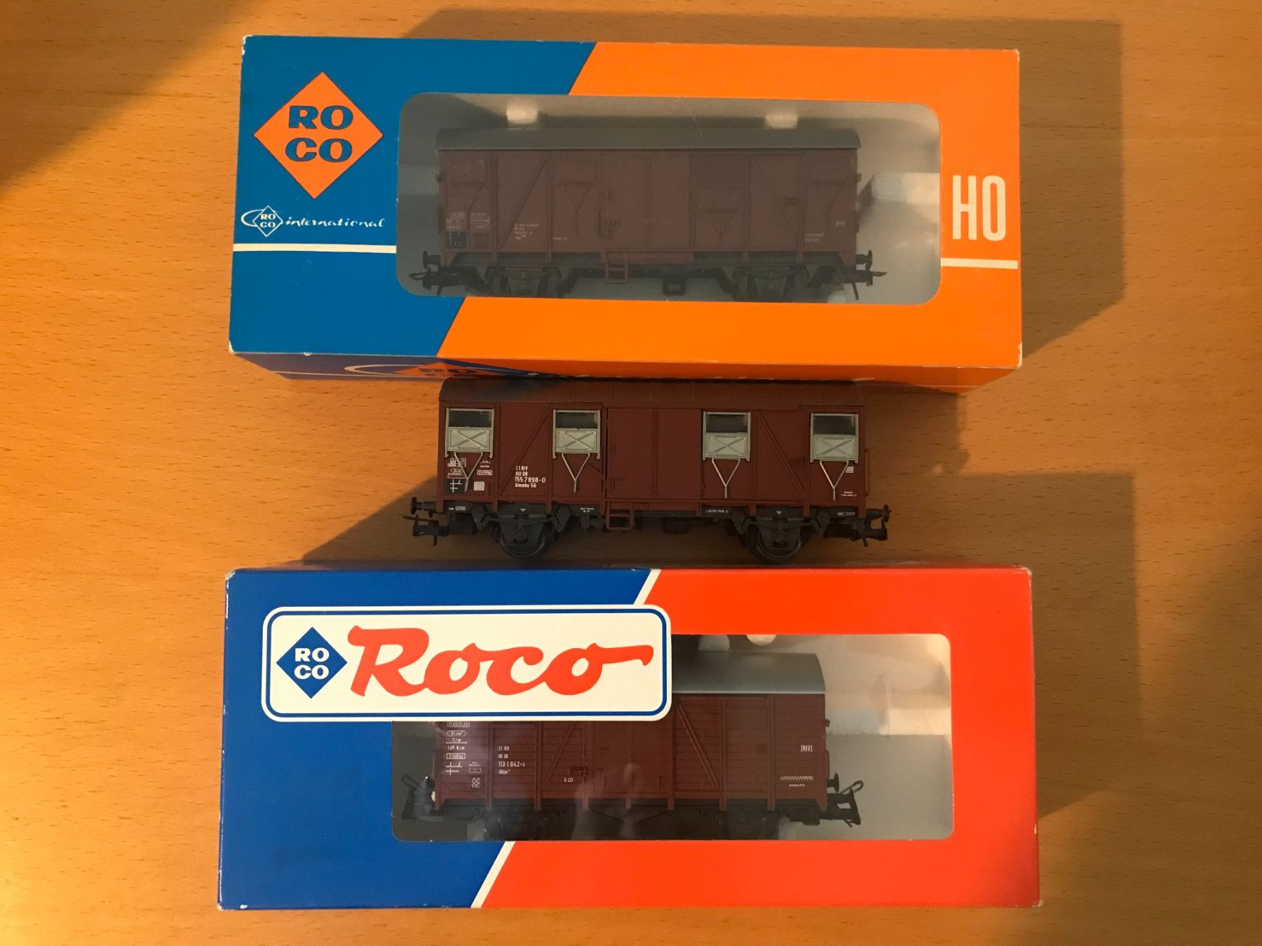 Roco Modellini di ferrovie: 3x Roco DB Güterwagen – Usato da Luzern venduto da mey_s13