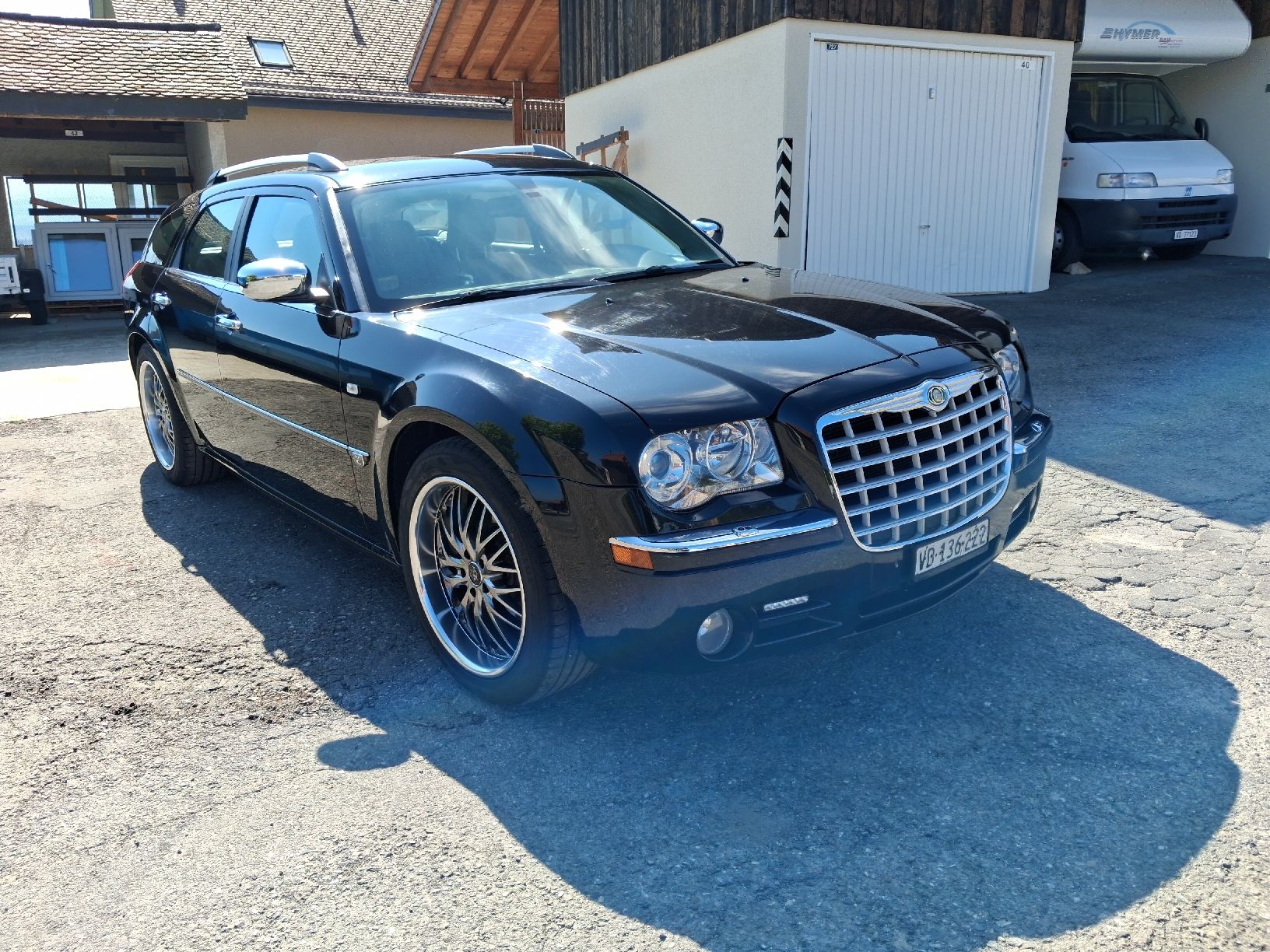 Chrysler Automobili: Chrysler 300C Touring CRD, expertisée – Usato da Essertes venduto da oliviergehri