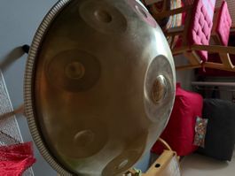 Handpan D-Moll 9 Töne Goldfarben guter Zustand