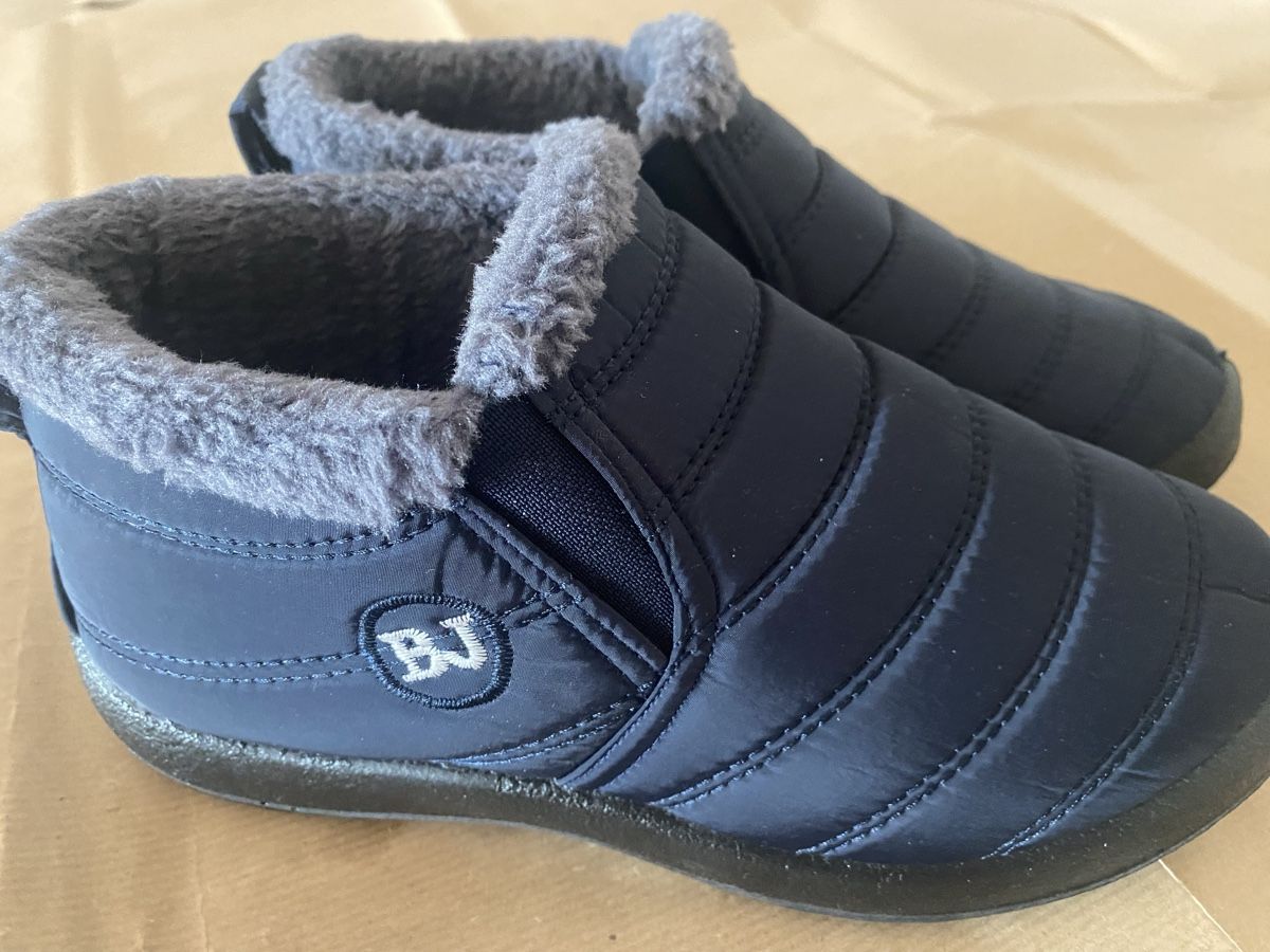 Scarpe da donna: Pantofole invernali foderate numero 40 blu nuovo – Usato da zollikofen venduto da centauro6969 4