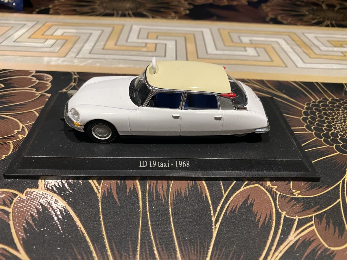 Modellini d'auto: ID 19 Taxi 1968 – Usato da St. Margrethen SG venduto da Alfista_159