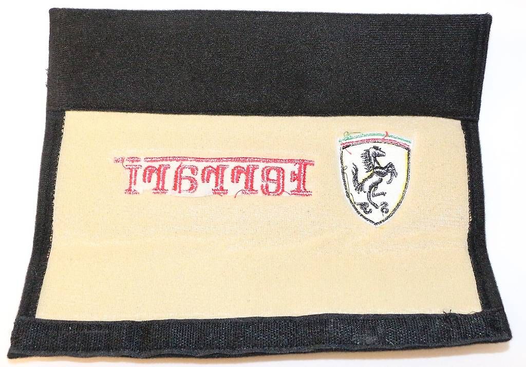 Ferrari Accessori per altri veicoli: 3 Ferrari Gurtpolster – Nuovo (secondo la descrizione) da Mörschwil venduto da Ferrari-V8 2