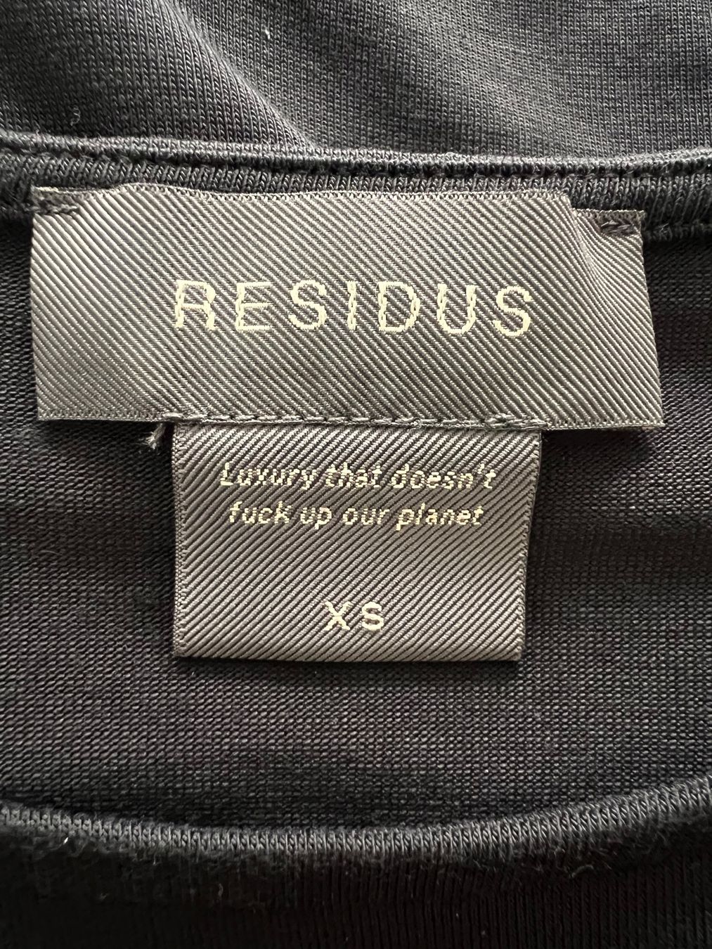 T-shirt: RESIDUS black puff sleeve tee shirt . – Nuovo (secondo la descrizione) da Lausanne venduto da NYC67 5