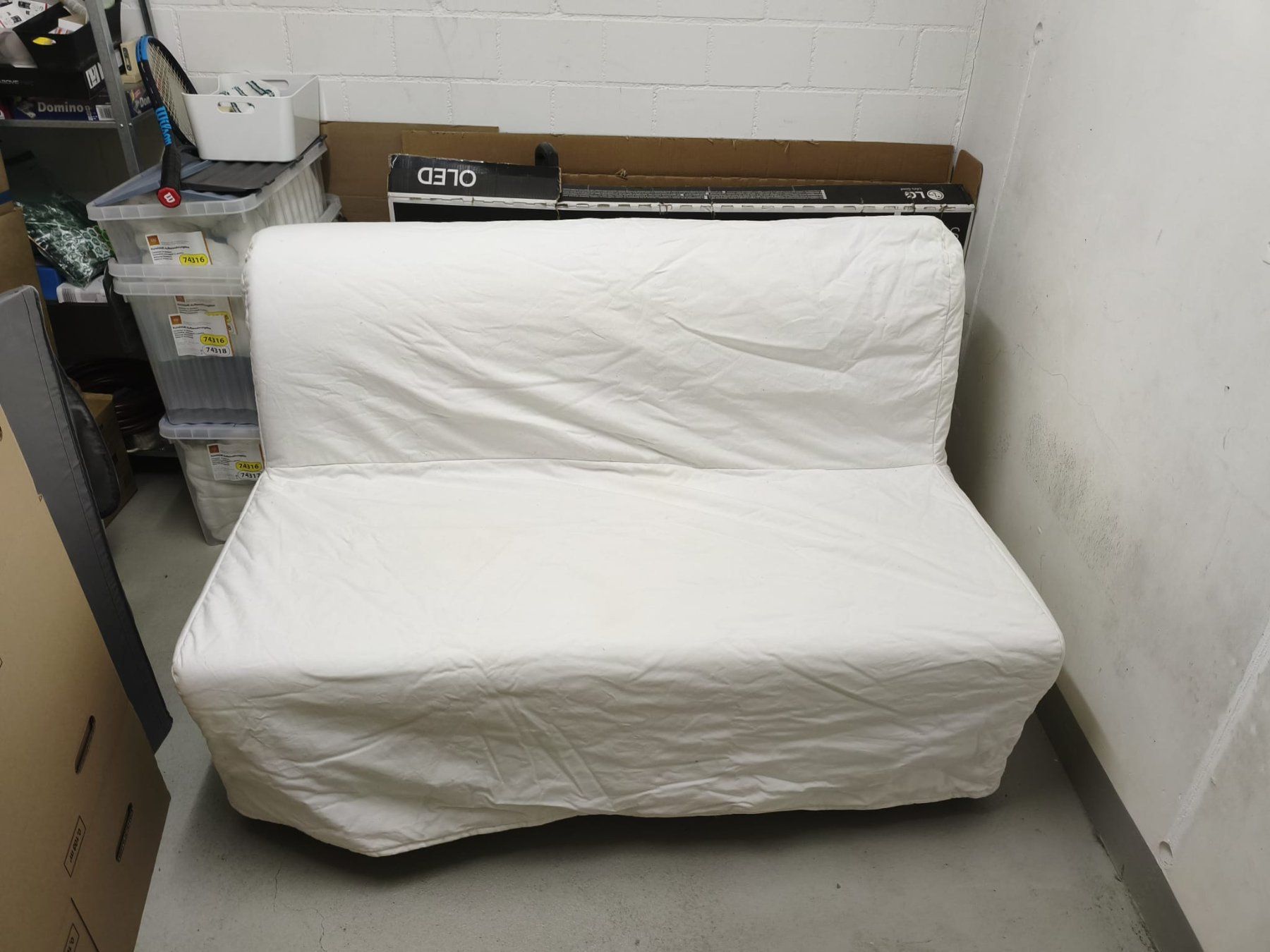 Ikea Sofas: LYCKSELE MURBO 2-seat sofa-bed – Gebraucht aus Meilen von ral_hh6y 1