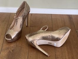 GUESS Vintage High Heels Gr. 40 – Gold, Leder, 13 cm