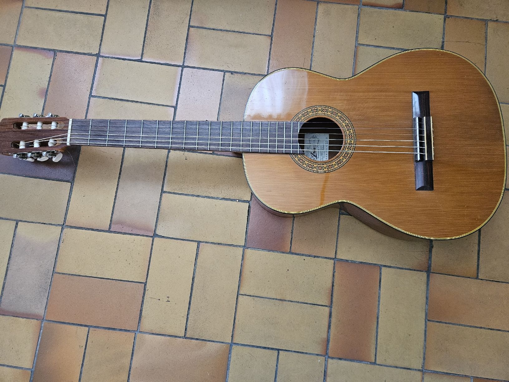 Aria Instruments de musique: Aria A 550 Gitarre, Made in Japan. – D'occasion à Saas im Prättigau par unimog401