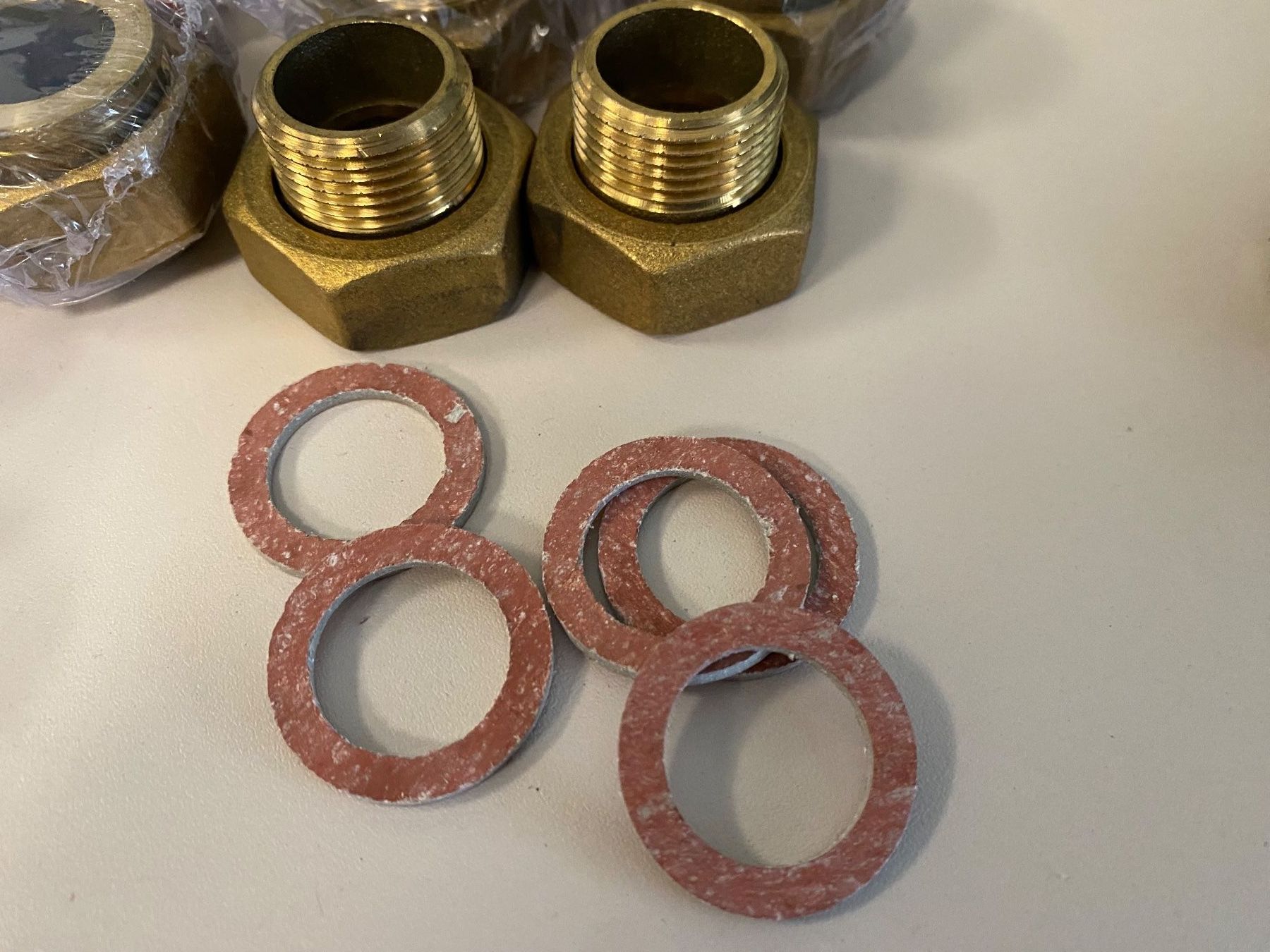 Alle Werkzeuge: Messing Verschraubungen 3/4" mit Dichtungen (NEU) – Neu (gemäss Beschreibung) aus Brügg BE von doppelrittberger 1