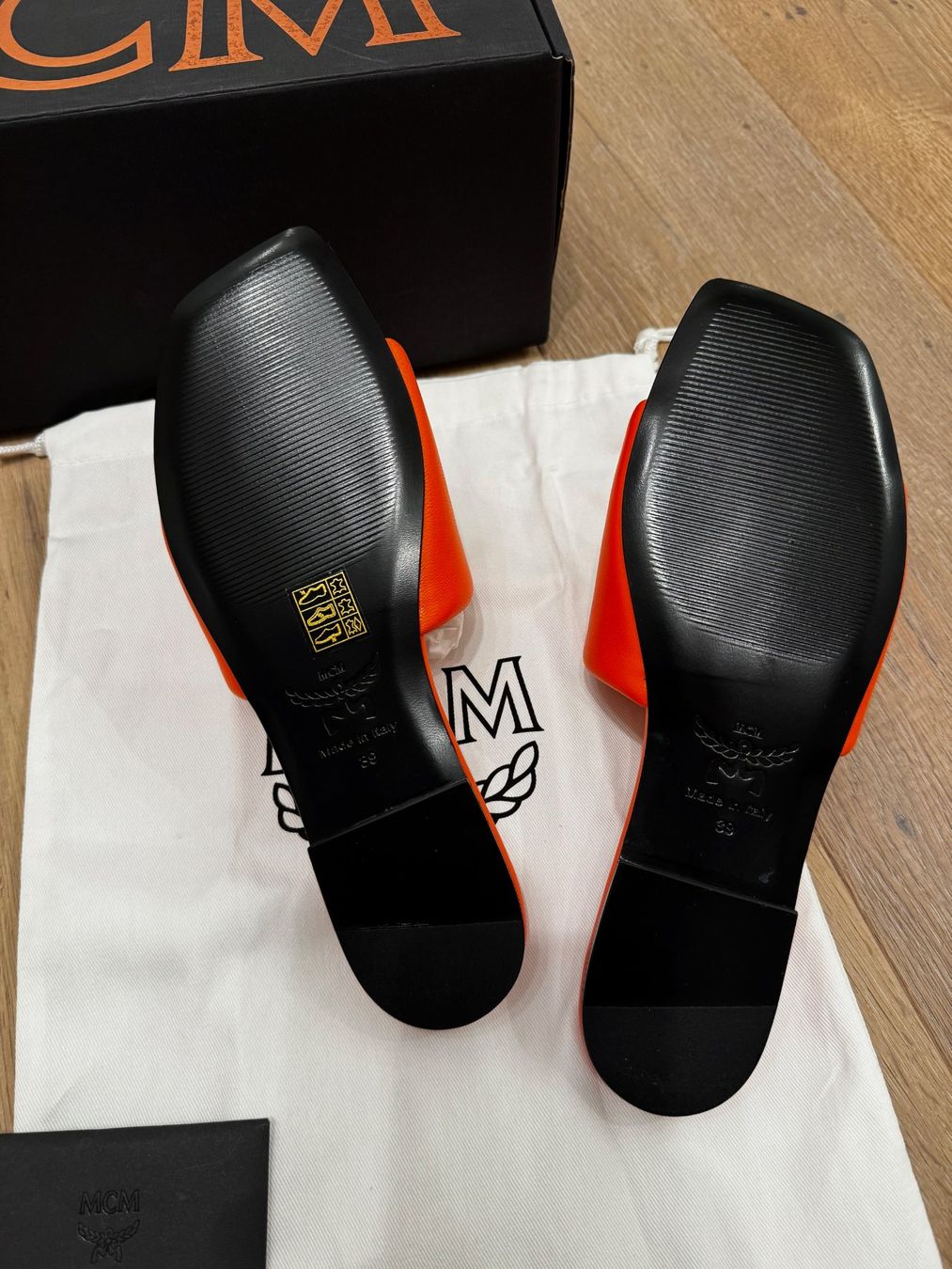 Mcm Scarpe da donna: Neu Original MCM Sandalen – Nuovo e nell'imballaggio originale da Wangen SZ venduto da Rol_20 4