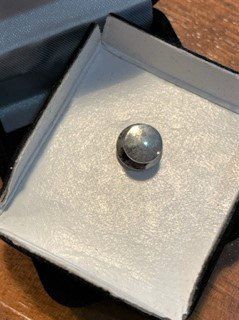 Broschen & Nadeln: +  PiN  + – Gebraucht aus Winkel von zeho 3