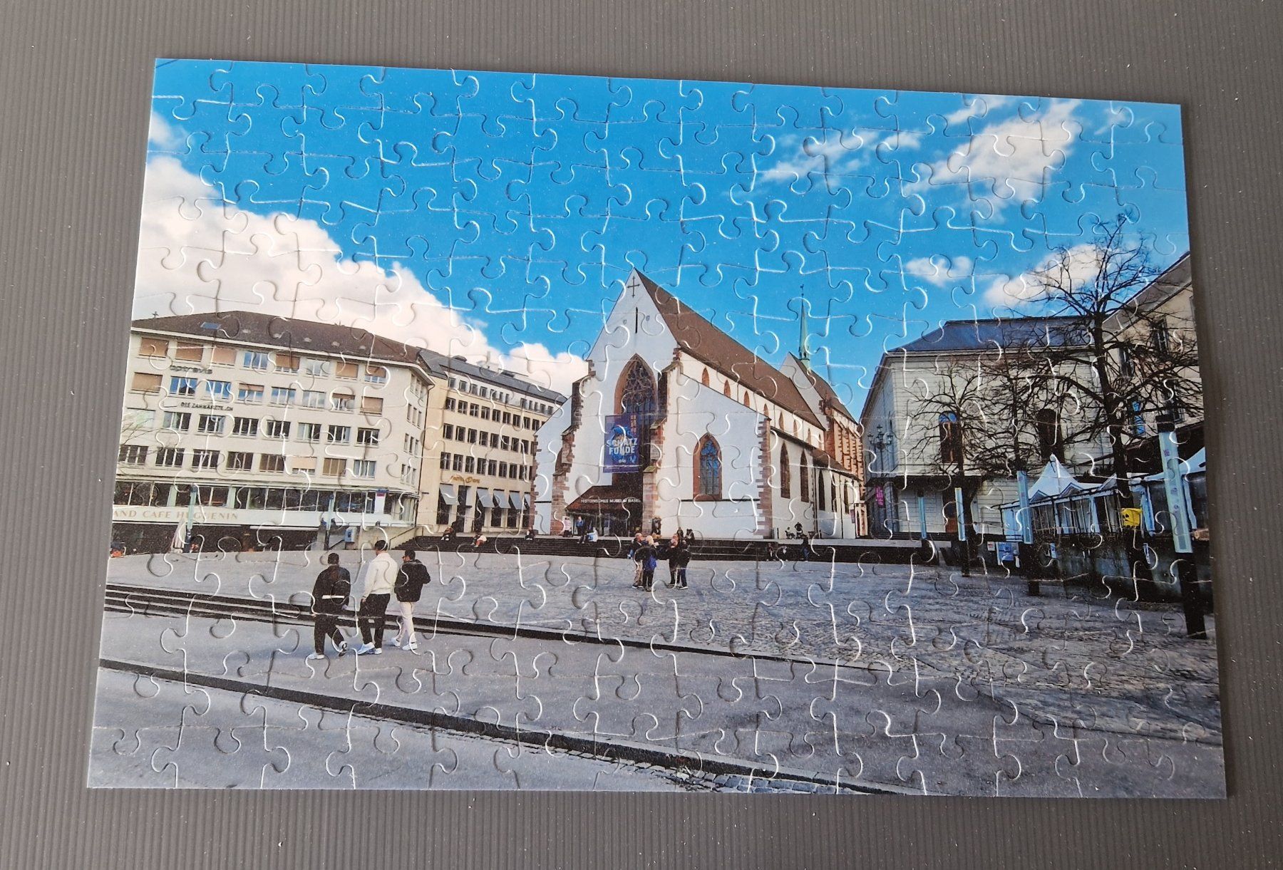 Puzzles: IFolor Puzzle 196 Teile Basel Barfüsserkirche – Gebraucht aus Basel von bah_2rkh