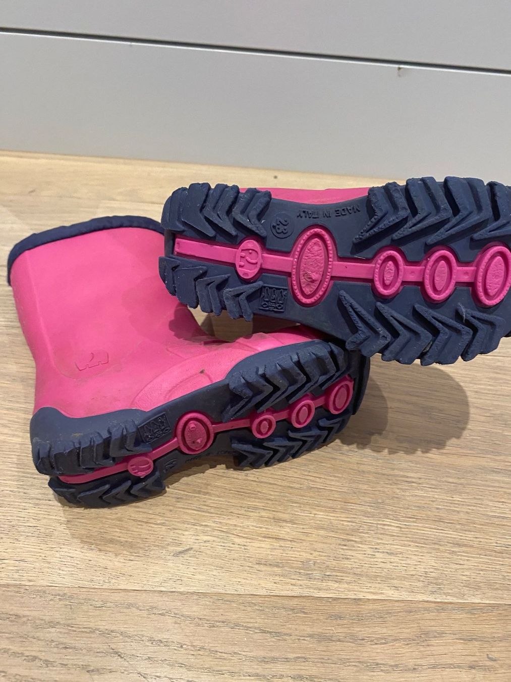 Elefanten Scarpe da uomo: Kinder Gummistiefel Gr. 23 – Usato da Alpnach Dorf venduto da Fengeli 1