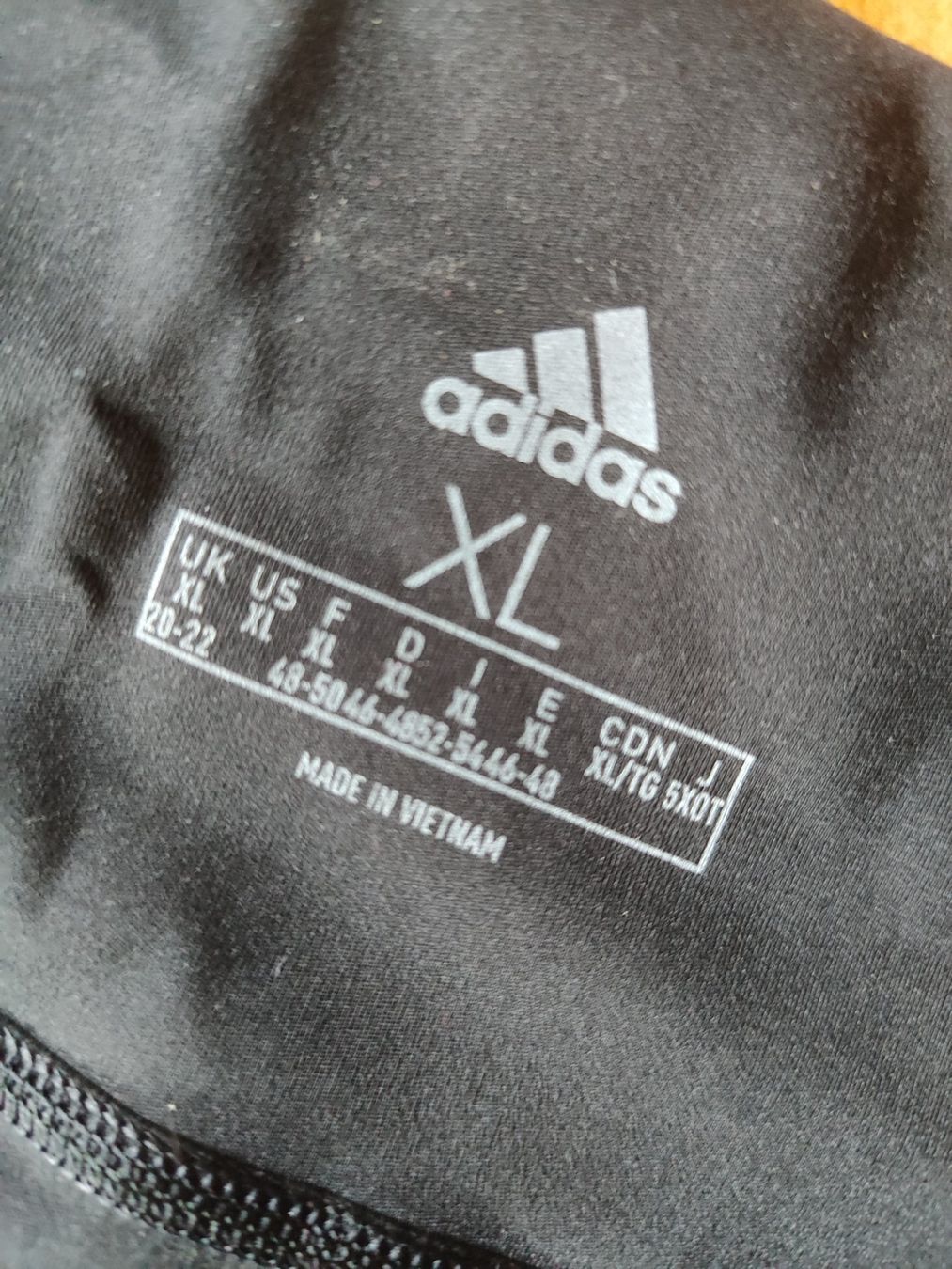 Adidas Pantaloni: Adidas Sporthose Gr. XL – Usato da Trachselwald venduto da Lare79 2