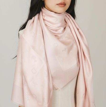 Dior Schal rosa 140 x 140 cm