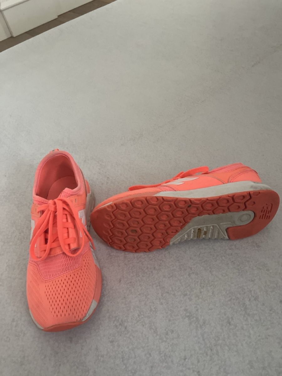 New Balance Scarpe da donna: Trainers  New Balance orange – Usato da Rüschlikon venduto da ant_5v7g 1