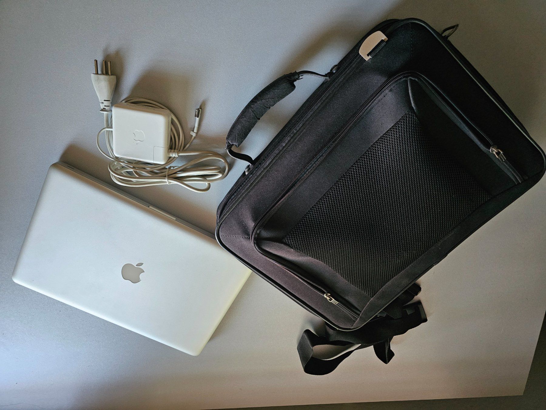 Apple Notebook: Mac Book Pro 15" 2011 – Usato da Kaufdorf venduto da Sj1