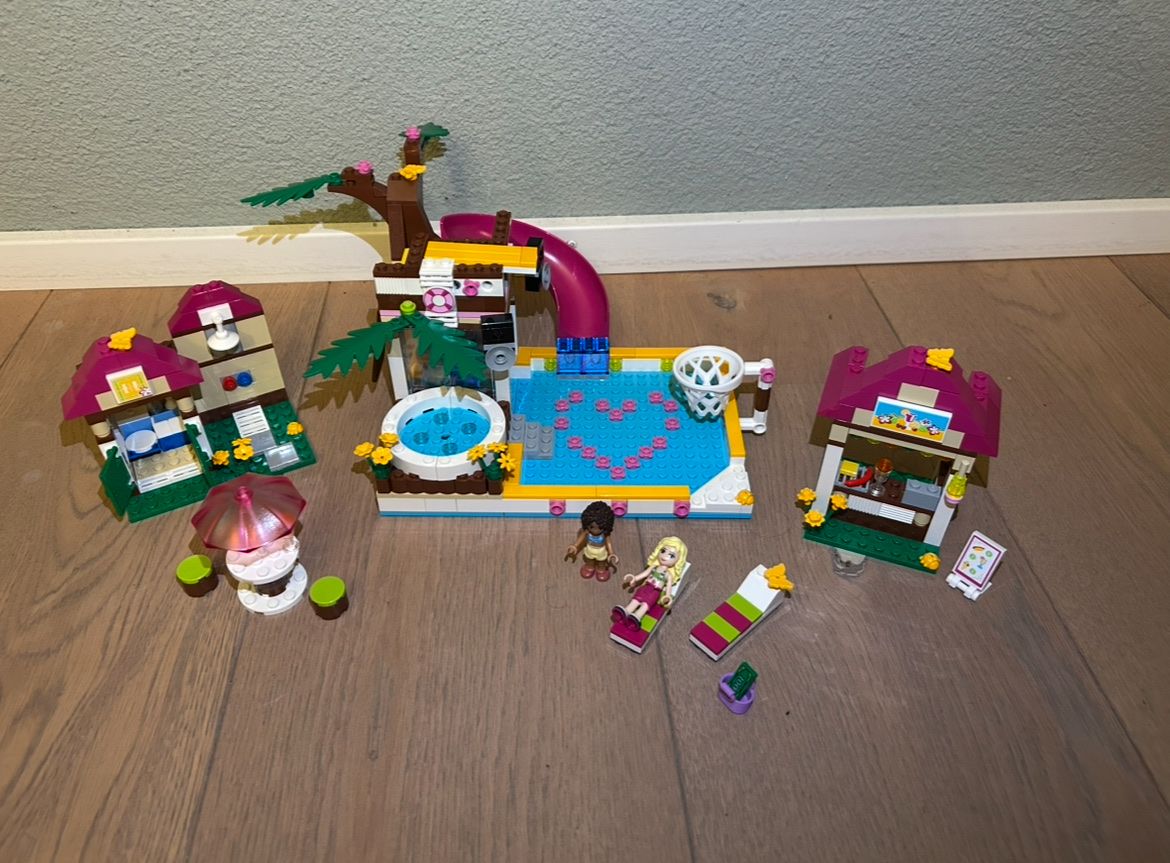 Lego Spielzeuge: Lego Friends Pool – Gebraucht aus Herznach von lisa_20 1