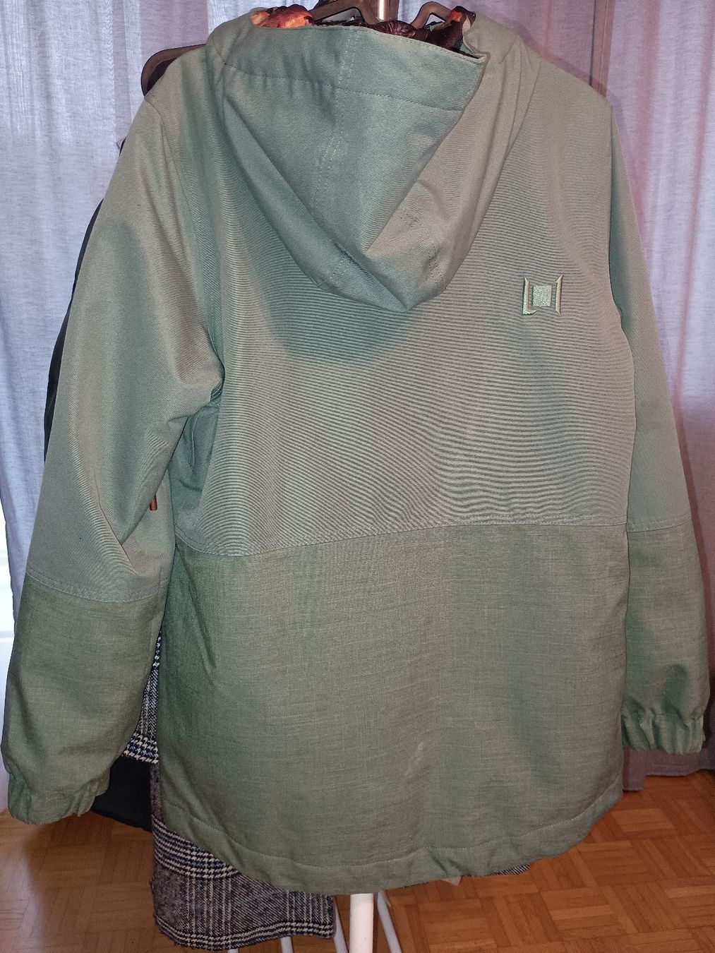 Giacche: L1 Premium Goods Ski oder Winter Jacke, Khaki, Grösse S, Top – Usato da Wolhusen venduto da mel_57jx 2