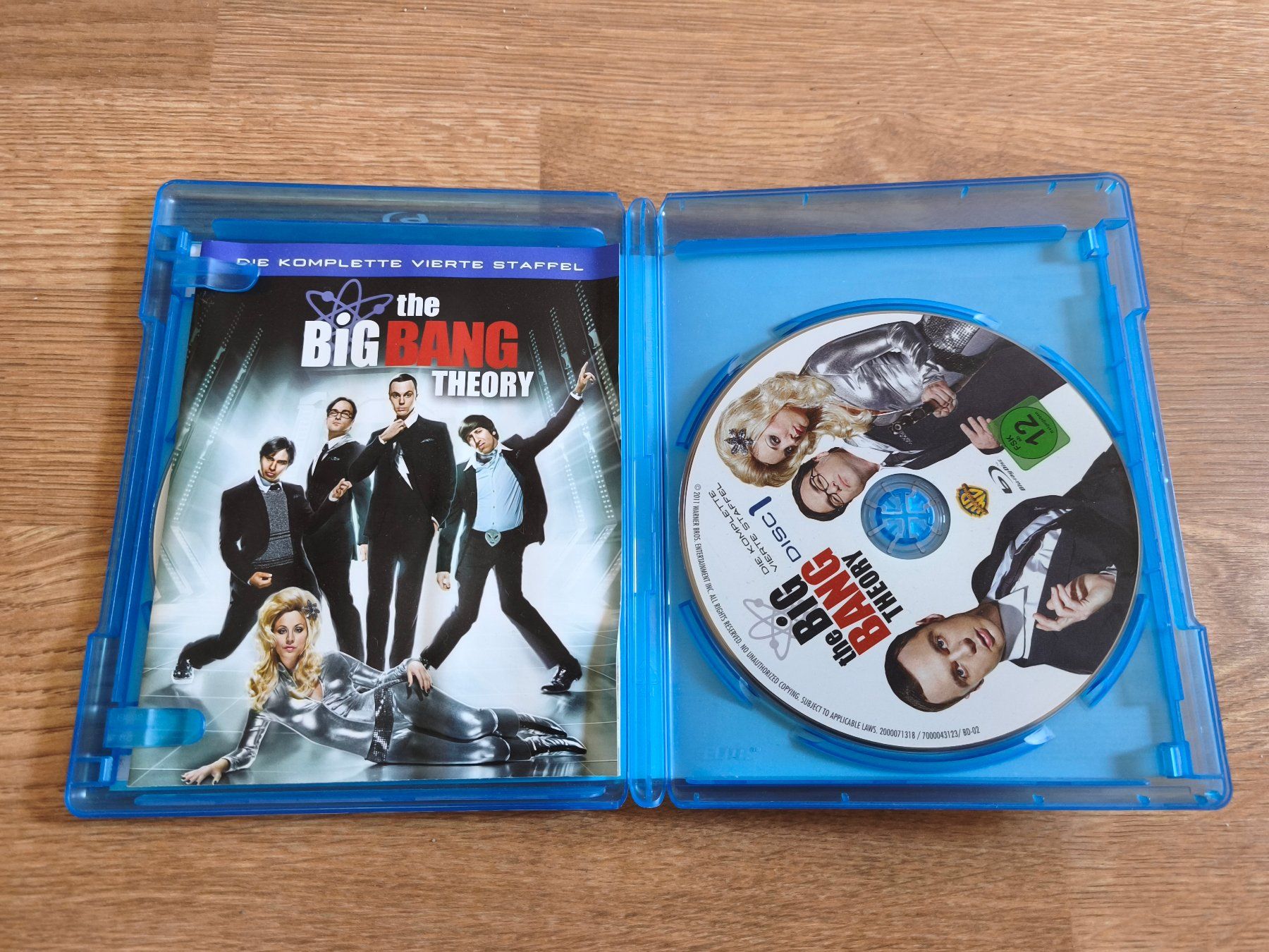 Tutti i DVDs: The Big Bang Theorie Staffel 4 – Usato da Kerzers venduto da Pachystachys 1