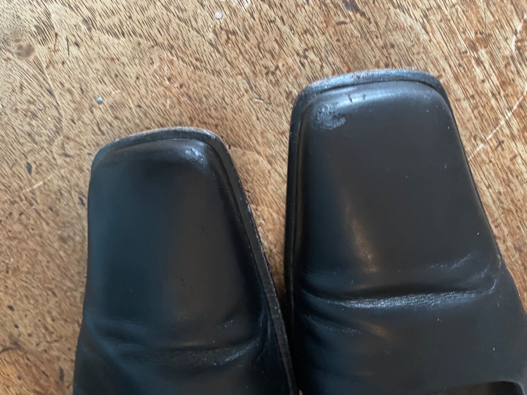 Sergio Rossi Scarpe da donna: Sergio Rossi schwarze klassische Pumps 39 – Usato da Bern venduto da Rigoler 3