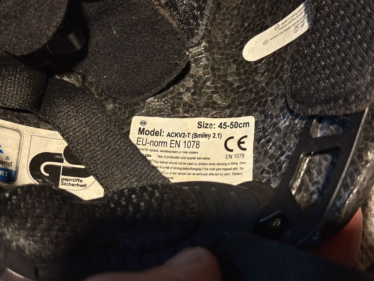 Caschi: ABUS Smiley 2.1 Kinderhelm Grösse 45-50cm – Usato da Sissach venduto da hucom 2