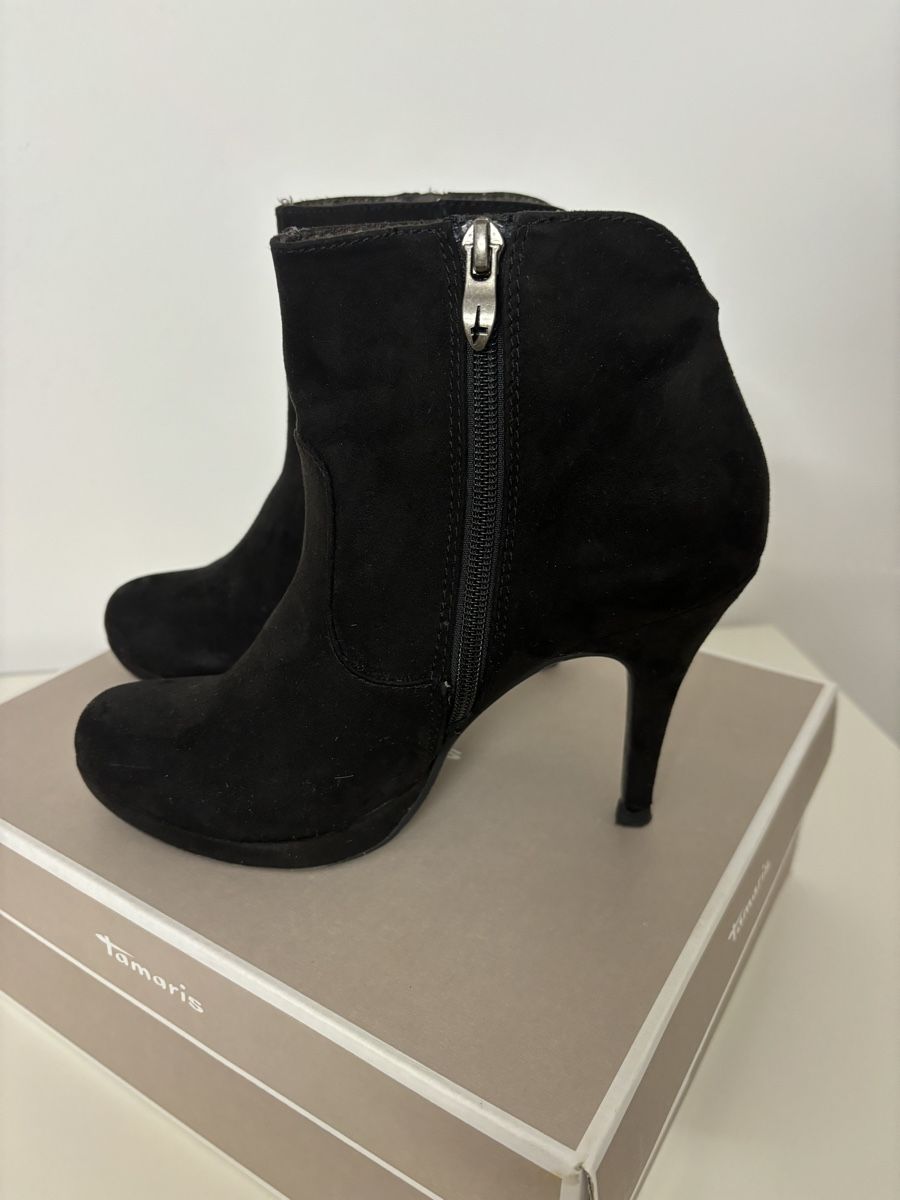 Tamaris Scarpe da donna: Tamaris Stiefeletten – Usato da Salenstein venduto da Silly...0 5