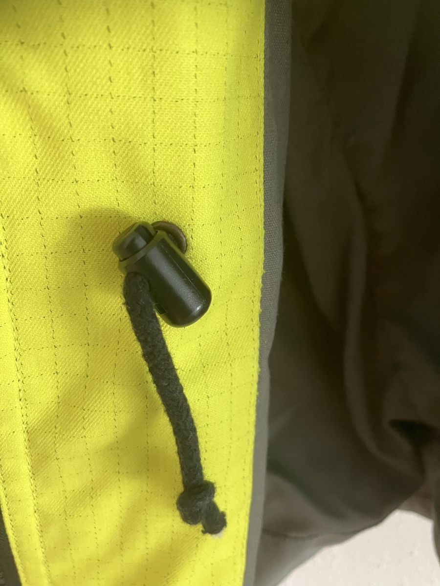 Giacche: Arbeitskleidung   Warnschutz Jacke Gr. M – Usato da Bettwiesen venduto da Zustand57 7