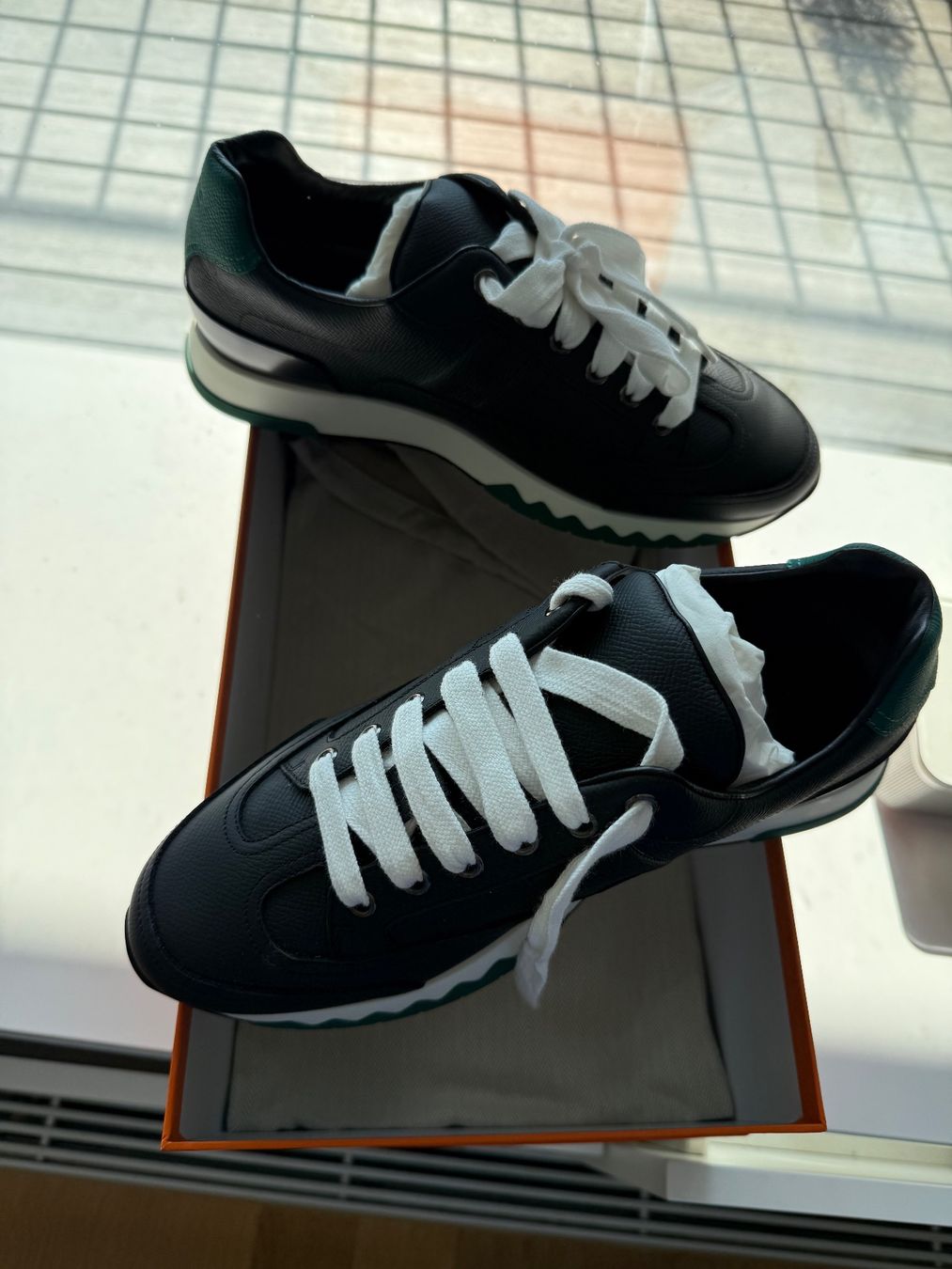 Hermès Herrenschuhe: Hermes sneakers baskets 40 – Gebraucht aus Zürich von Applepie 2