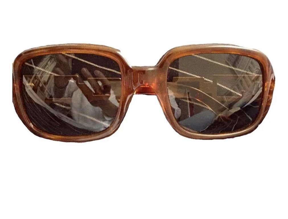 Dolce & Gabbana Brillen & Gläser: D&G vintage oversize sunglasses – Gebraucht aus Lausanne von tan_98qk