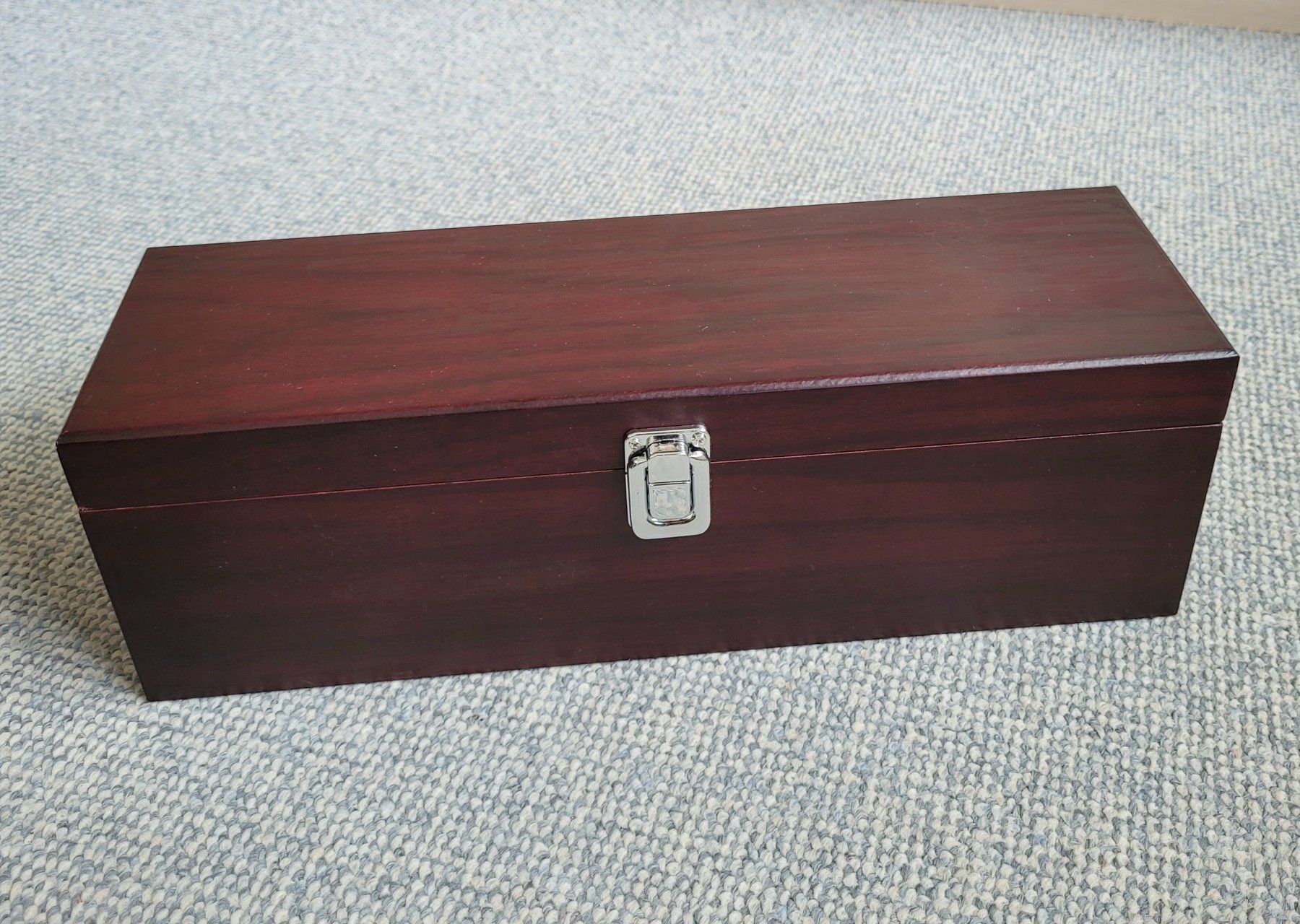 Schmuckkästen: Elegante rotbraune Schatulle mit Klappdeckel – Gebraucht aus Unterengstringen von orpheo13