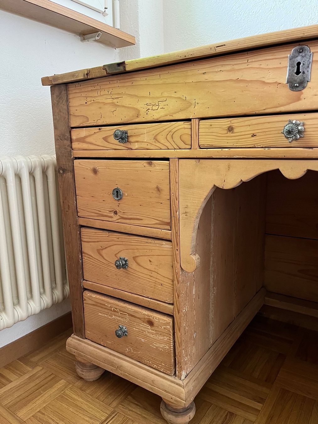 Scrivanie: Alter antiker Holz Sekretär – Usato da Gurmels venduto da sar_znc6 7