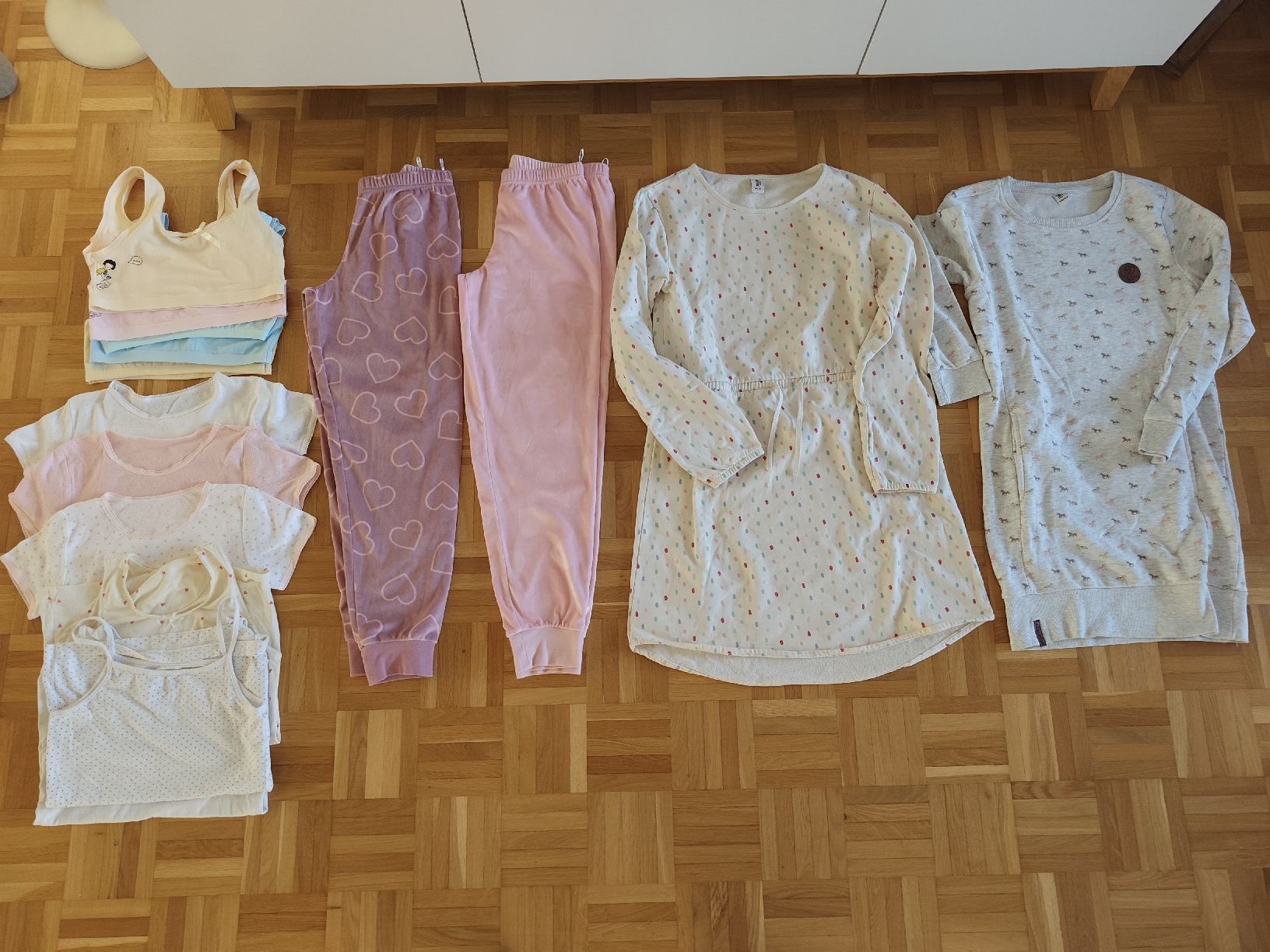 Lotti & Set di vestiti: kleiderpaket gr. 146/152 Mädchen  – Usato da Muttenz venduto da Hermesvonthan 5