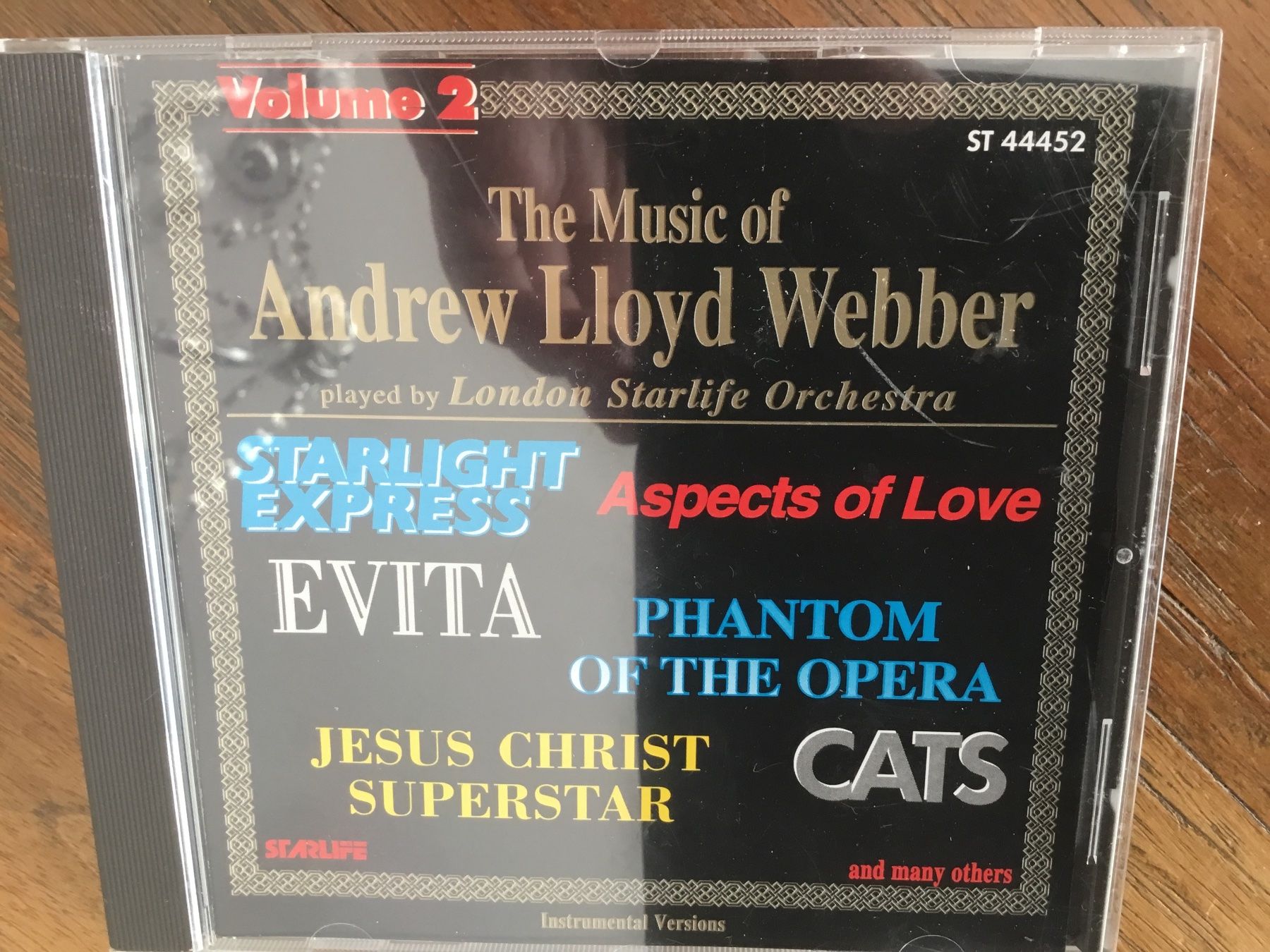 CD: Andrew Lloyd Webber CD Vol. 2 - Starlight Express etc. – Usato da Thierachern venduto da sweden08