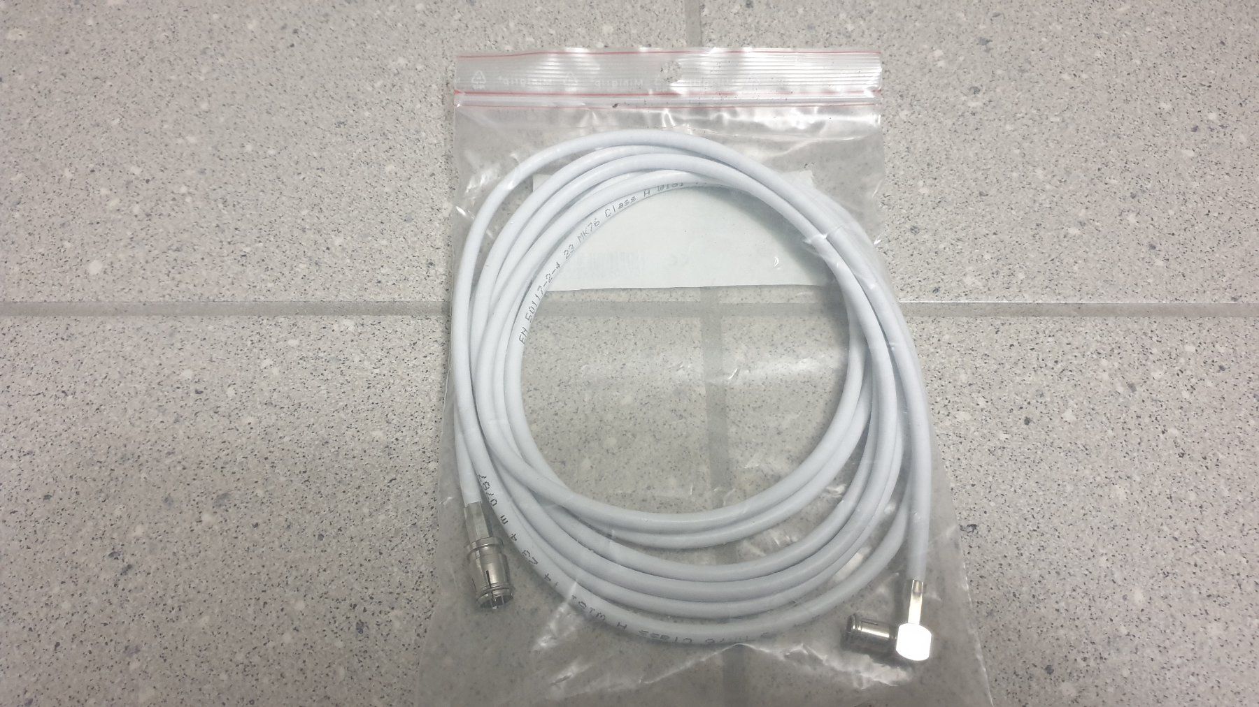 UPC Kabel: Cablecom Breitband-Anschlusskabel 3m – Neu und originalverpackt aus Stäfa von Supertramp73 1
